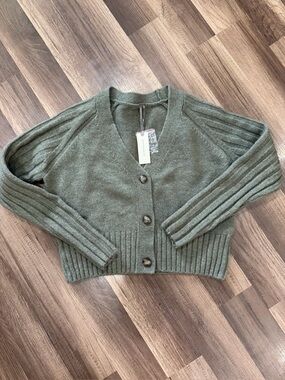 NWT Button-Front V-Neck Cardigan Sweater - Olive Green